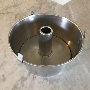 Wear-Ever Angel Food Cake Pan #2744 10” x 4”